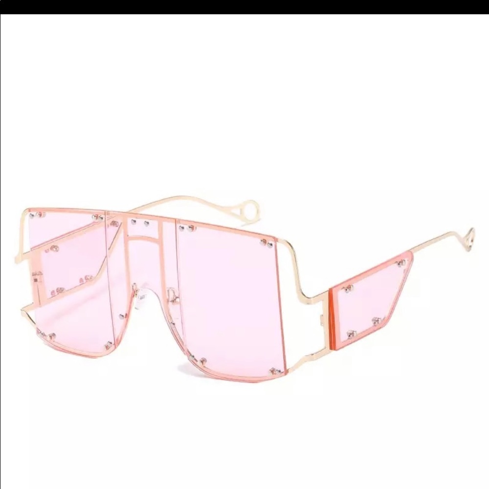 Trendy Oversized Sunglasses